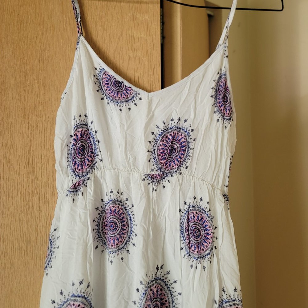 Dress - Picture 2 of 4